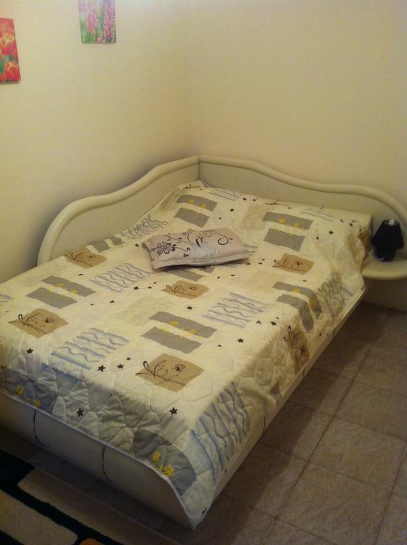 Guest House Nadezhda Хисаря Номер фото